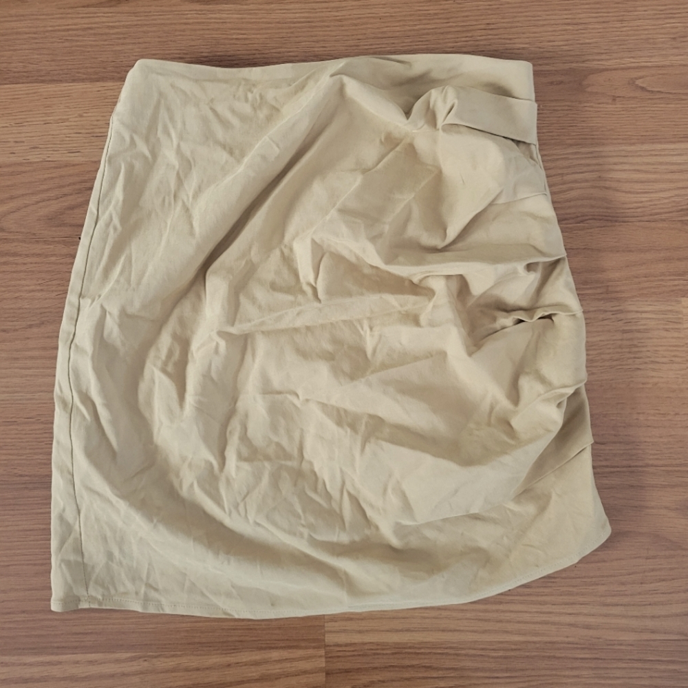 Mini skirt.